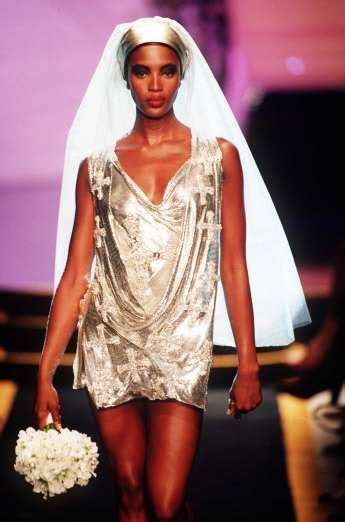 versace hochzeitskleid naomi campbell